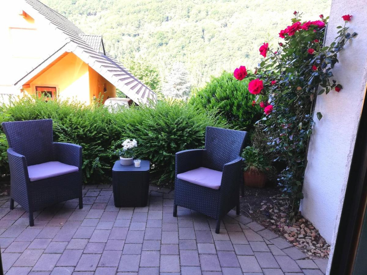 Ferienwohnung Am Edelberg Enkirch מראה חיצוני תמונה